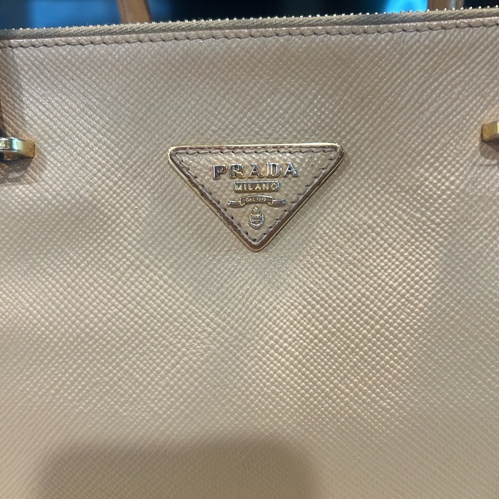 Prada Beige Saffiano Galleria Leather Satchel EUC w/ Pink Scarf and charm - Picture 16 of 16